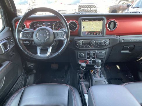 Used 2021 Jeep Wrangler Unlimited Rubicon AWD/4WD image 12