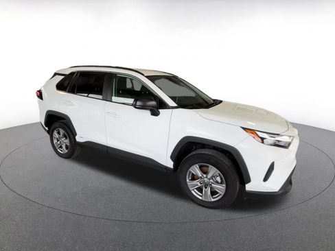Used 2025 Toyota RAV4 LE image 2