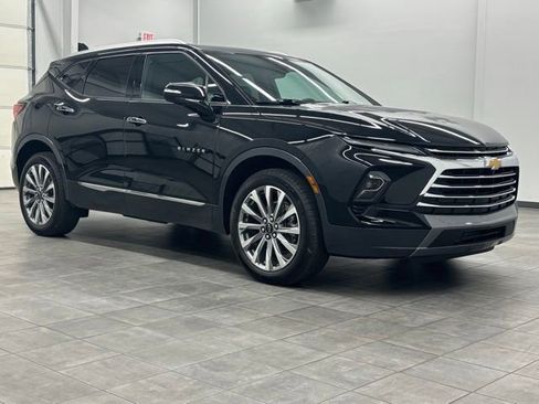 Used 2024 Chevrolet Blazer Premier w/ Driver Confidence II Package AWD/4WD image 1