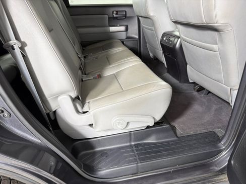 Used 2019 Toyota Sequoia SR5 w/ Premium Package RWD image 17