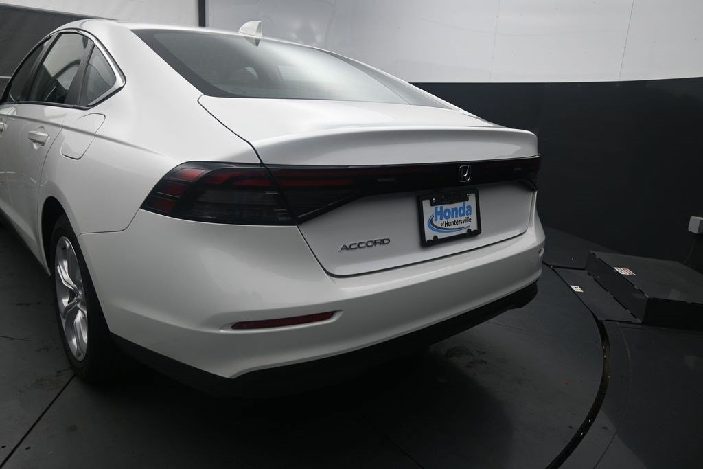 Used 2026 Honda Accord LX image 11