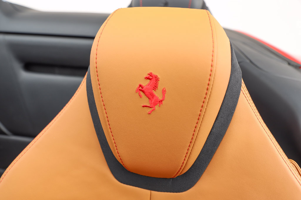Certified 2026 Ferrari Roma Spider RWD image 25