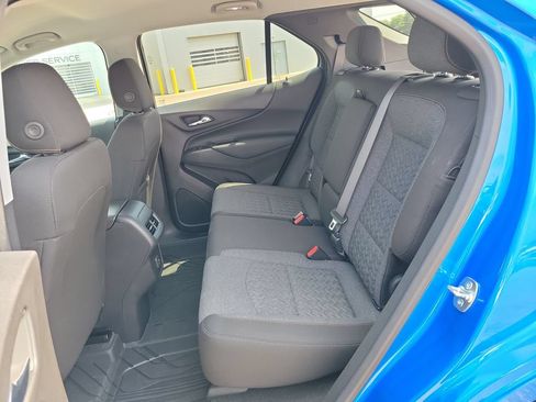 Used 2024 Chevrolet Equinox LT w/ LPO, Floor Liner Package FWD image 32