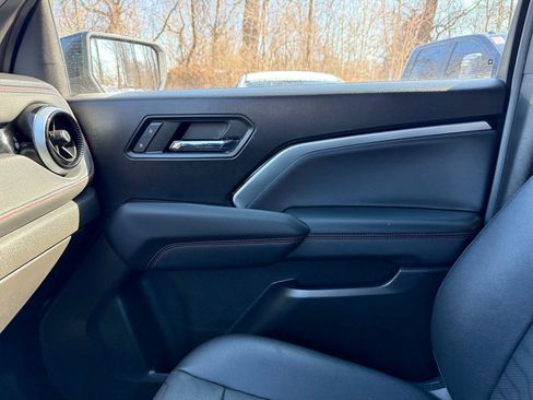 Certified 2023 Chevrolet Colorado Z71 w/ Z71 Convenience Package 2 image 37