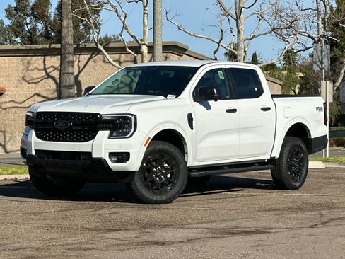 New 2025 Ford Ranger XLT w/ FX4 Off-Road Package AWD/4WD image 2