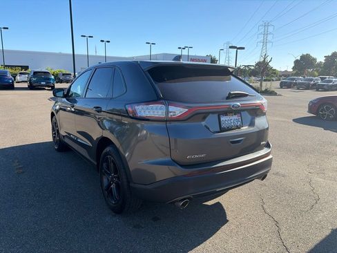 Used 2018 Ford Edge SEL w/ Equipment Group 201A FWD image 4