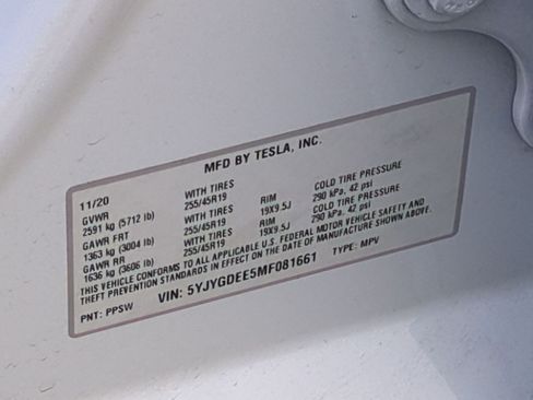 Used 2021 Tesla Model Y Long Range AWD/4WD image 35