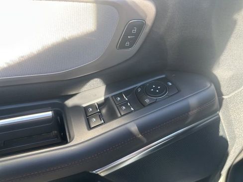 New 2025 Ford Expedition Active image 13