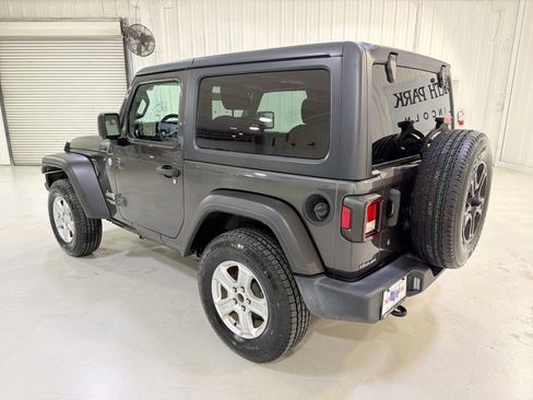 Used 2020 Jeep Wrangler Sport image 24