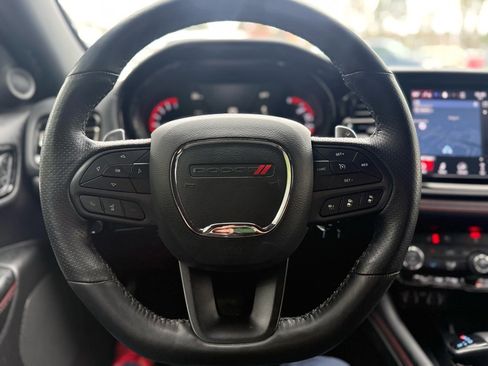 Used 2025 Dodge Durango GT image 32