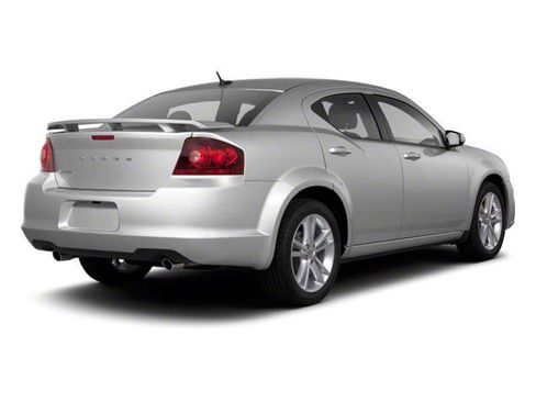Used 2013 Dodge Avenger SXT w/ Blacktop Pkg FWD image 5