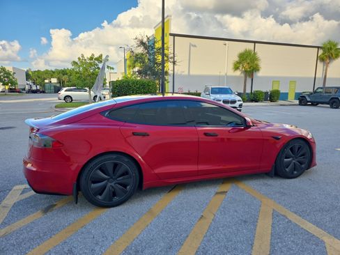 Used 2021 Tesla Model S Plaid image 26