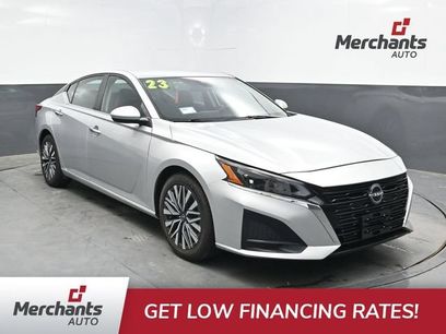 Used 2023 Nissan Altima 2.5 SV