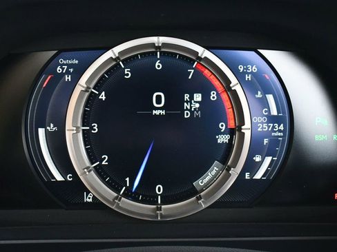 Used 2021 Lexus LC 500 Convertible image 71