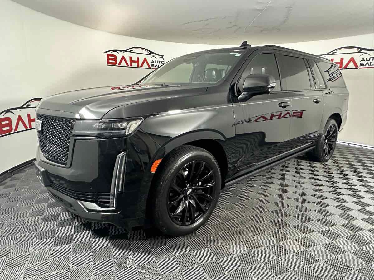Used 2021 Cadillac Escalade ESV Sport Platinum w/ LPO, ONYX Package AWD/4WD image 3