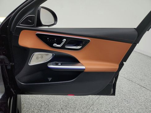 Used 2023 Mercedes-Benz C 300 Sedan image 23