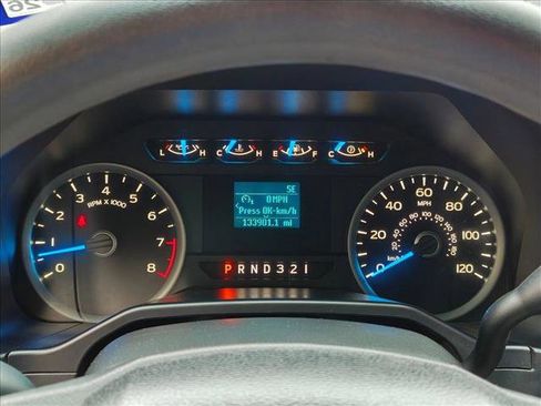 Used 2017 Ford F150 XLT image 13