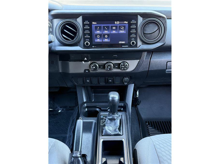 Used 2022 Toyota Tacoma SR RWD image 11