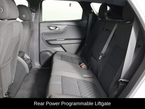 Used 2021 Chevrolet Blazer LT FWD image 16