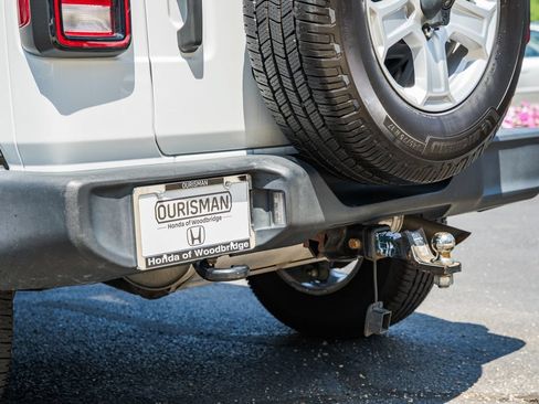 Used 2021 Jeep Wrangler Unlimited Sport AWD/4WD image 8