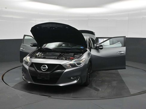 Used 2018 Nissan Maxima SR w/ Midnight Edition FWD image 35