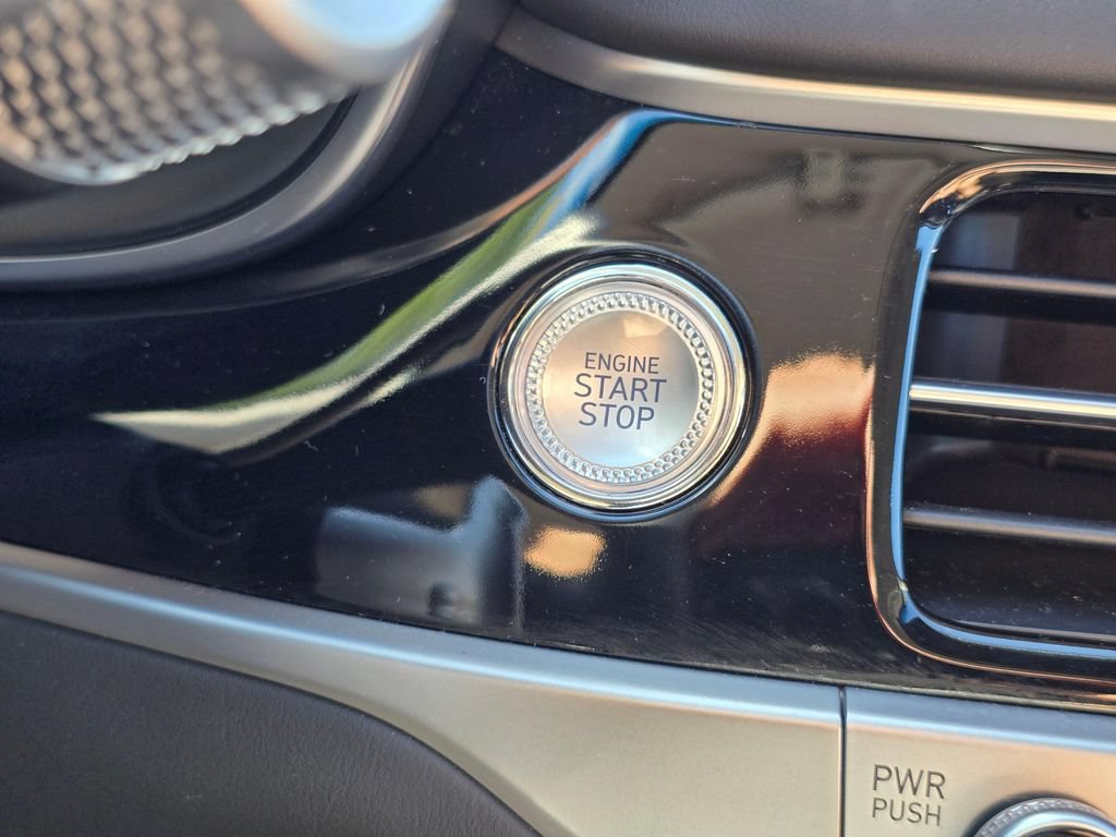 Used 2026 Genesis G70 2.5T AWD/4WD image 31