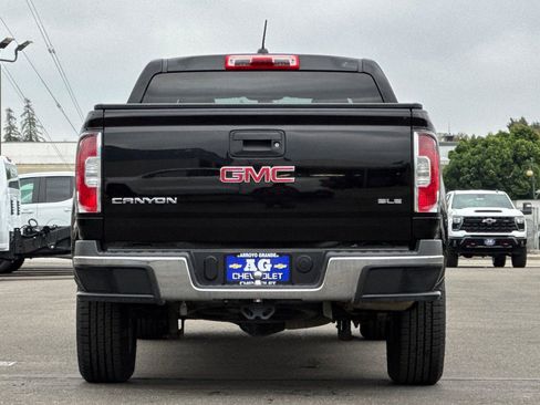 Used 2018 GMC Canyon SLE image 5