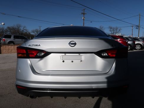 Used 2019 Nissan Altima 2.5 SR image 10
