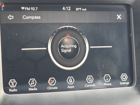 Used 2019 Jeep Cherokee Latitude Plus image 6