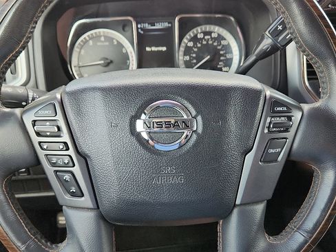 Used 2017 Nissan Titan Platinum Reserve RWD image 11