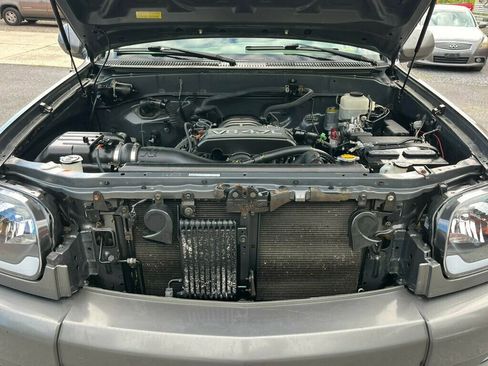 Used 2005 Toyota Tundra Limited w/ All Weather Guard Pkg image 39