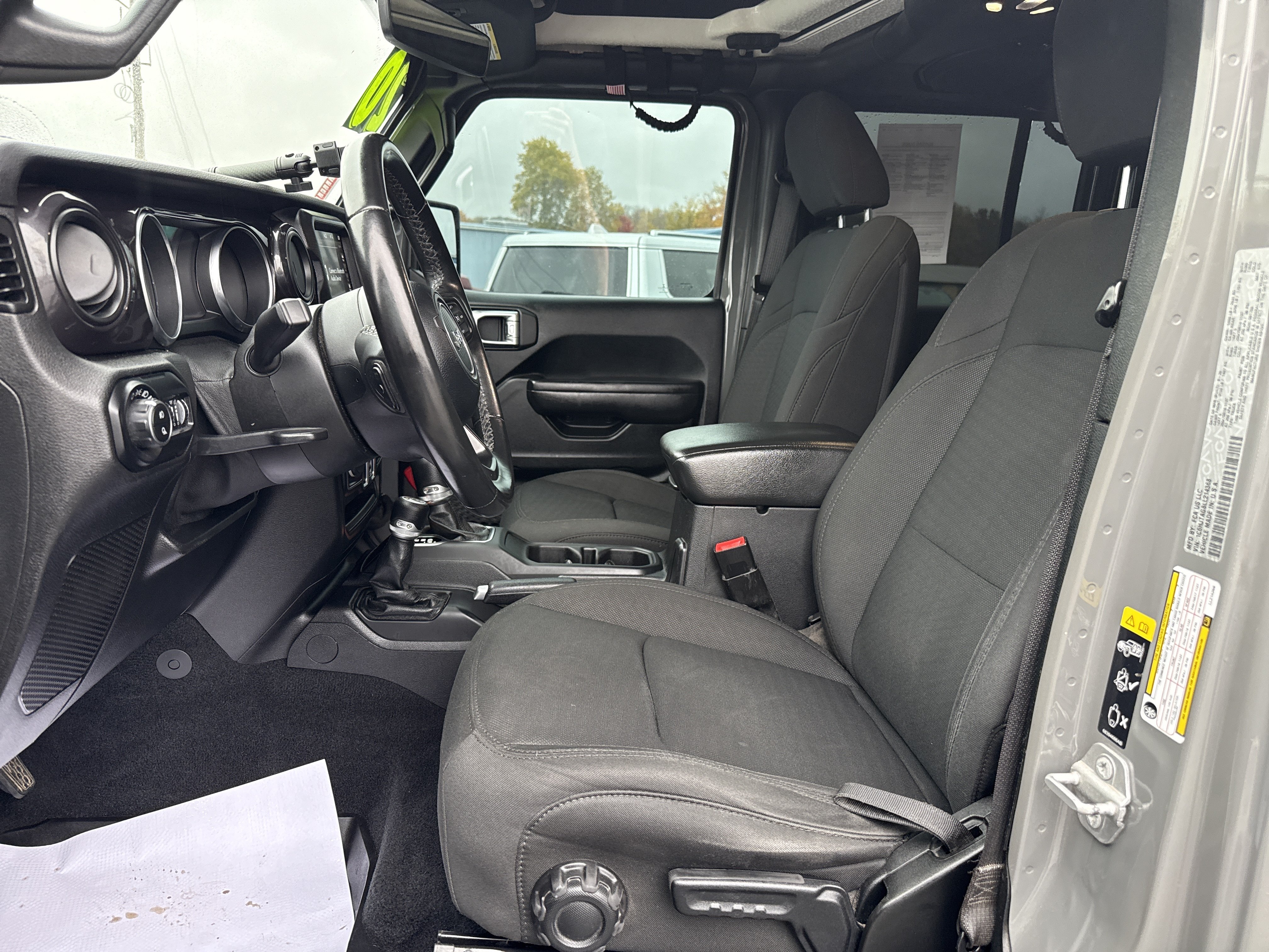 Used 2020 Jeep Gladiator Sport AWD/4WD image 5