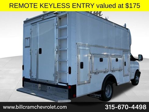 Used 2022 GMC Savana 3500 w/ Power Convenience Package RWD image 13