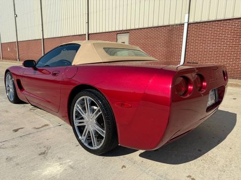 Used 2004 Chevrolet Corvette Convertible w/ Preferred Equipment Group image 6