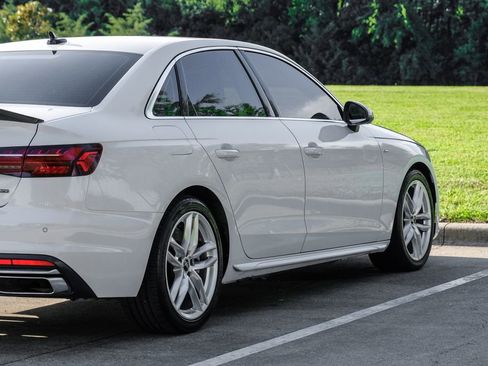 Used 2022 Audi A4 2.0T Premium Plus AWD/4WD image 13