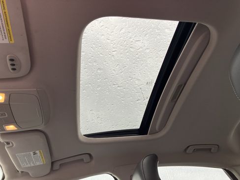 Used 2014 Ford Fusion Titanium FWD image 25
