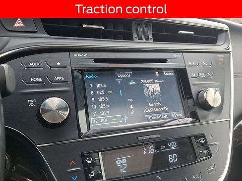 Used 2015 Toyota Avalon XLE image 17