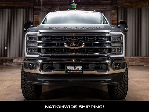 Used 2024 Ford F350 Lariat w/ FX4 Off-Road Package image 4