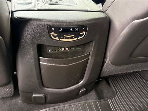 Used 2016 Cadillac Escalade ESV Luxury AWD/4WD image 14