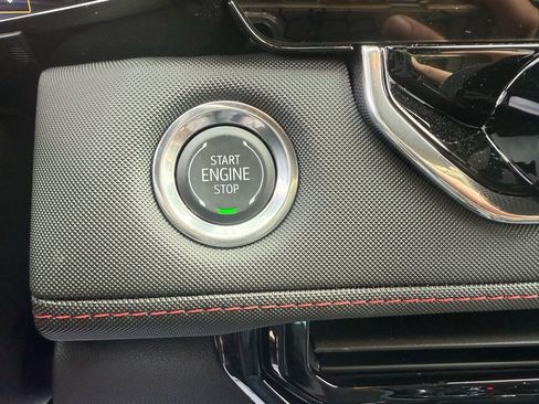 Used 2026 Chevrolet Colorado Z71 w/ Technology Package image 31