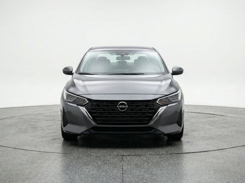 Used 2025 Nissan Sentra S image 2