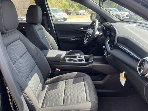 New 2026 Chevrolet Equinox LT image 15