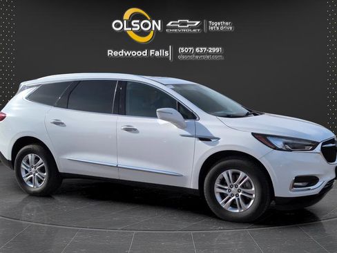 Used 2019 Buick Enclave Essence image 4