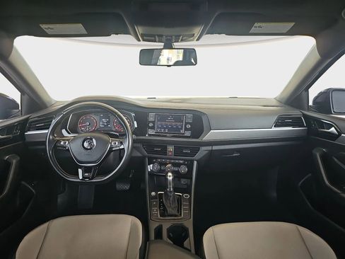 Used 2019 Volkswagen Jetta R-Line image 14