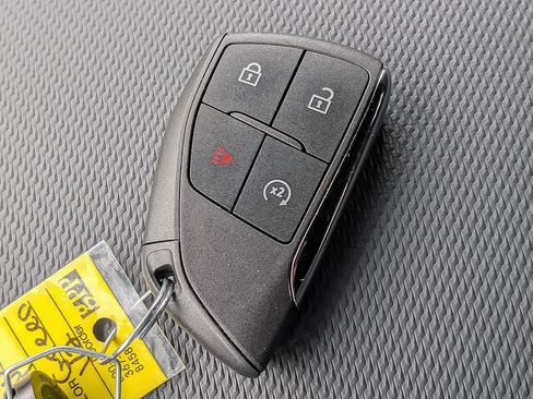 Used 2025 Chevrolet Equinox LT FWD image 64