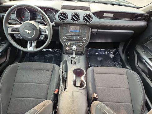 Used 2015 Ford Mustang Coupe RWD image 25