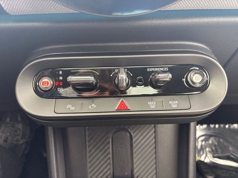 Used 2025 MINI Cooper S image 40