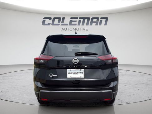Used 2024 Nissan Rogue S FWD image 5