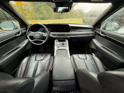 Used 2023 Hyundai Palisade Calligraphy image 9