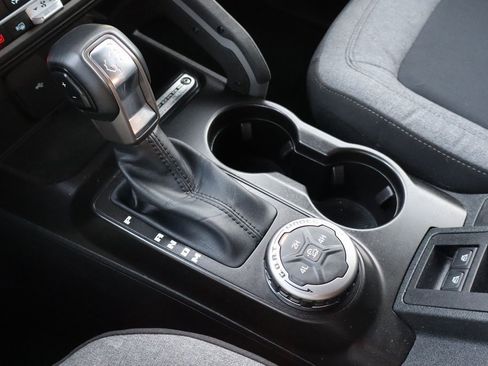 Used 2023 Ford Bronco Big Bend image 14